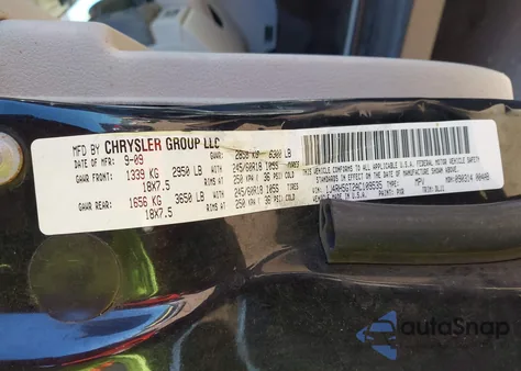 2010 Jeep Commander Limited z USA, uszkodzony, nr VIN 1J4RH5GT2AC109535